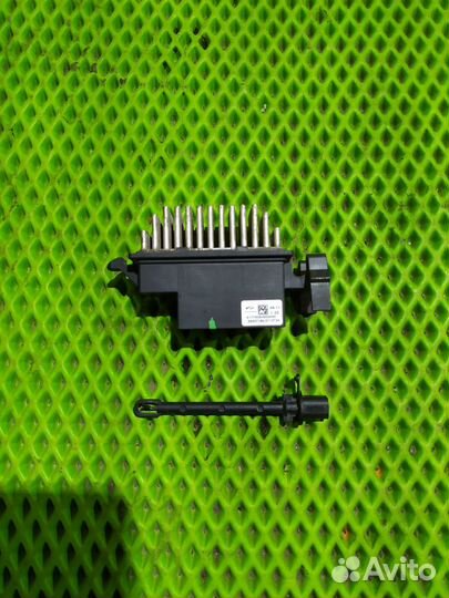 Резистор отопителя Renault Fluence