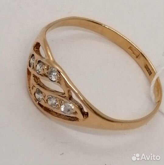 Кольцо / размер 17,5 / 1,35г / Золото585 / фианиты круглые