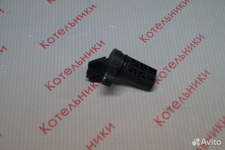 Nissan 23731-4M560 Датчик положения распредвала