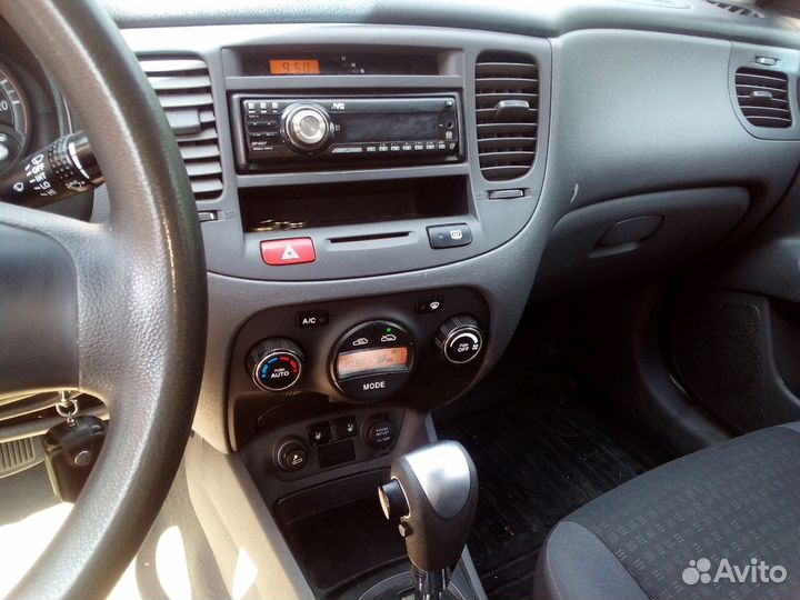 Kia Rio 1.4 AT, 2007, 143 000 км