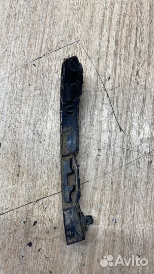 Кронштейн Бампера Toyota Camry 40