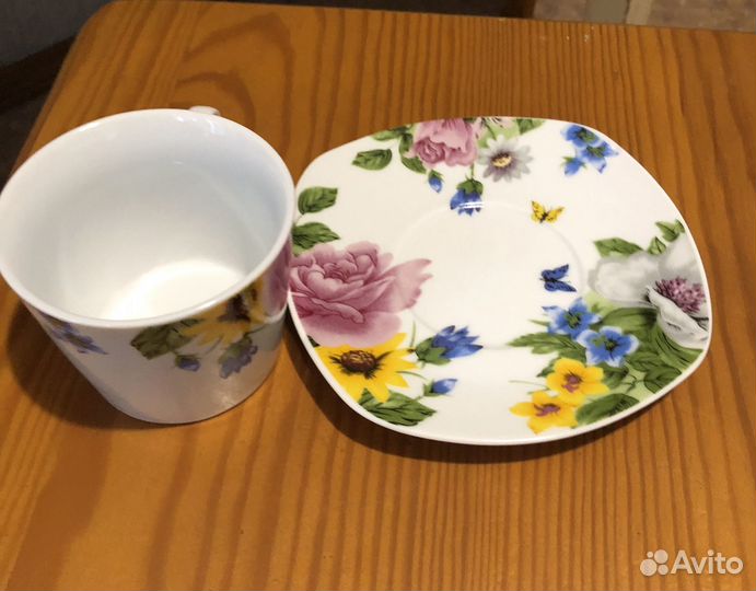 Фарфоровая чайная пара