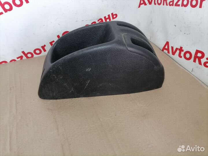 Накладка центральной консоли Peugeot 206