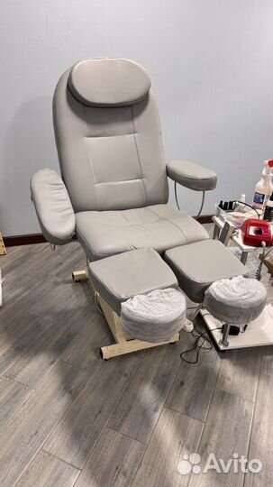Педикюрное кресло с электроприводом бу