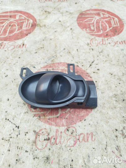 Ручка двери внутренняя левая Nissan Juke F15