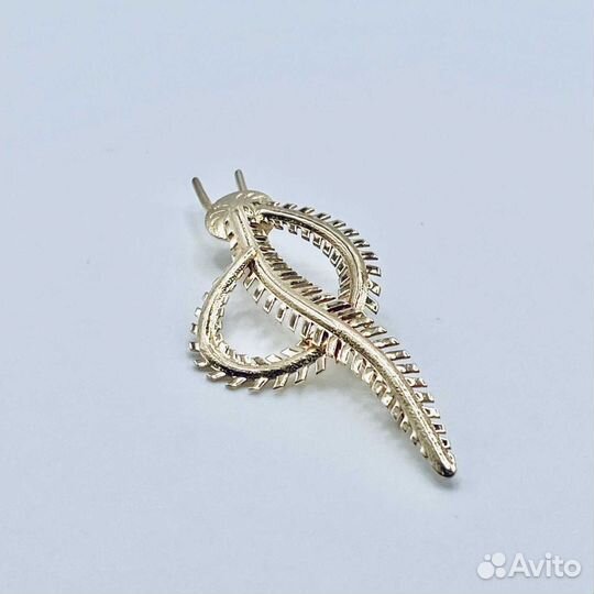 Золотая брошь