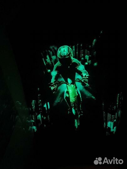 Толстовка светящаяся