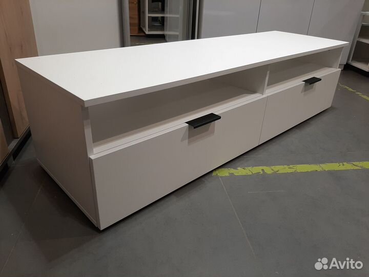 Тумба тв 1,5 м с 2мя ящиками белая
