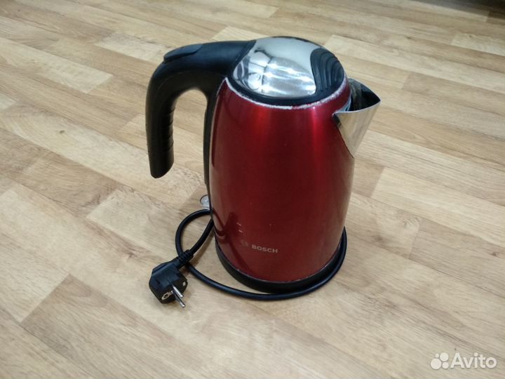 Электрочайник Bosch TWK7804