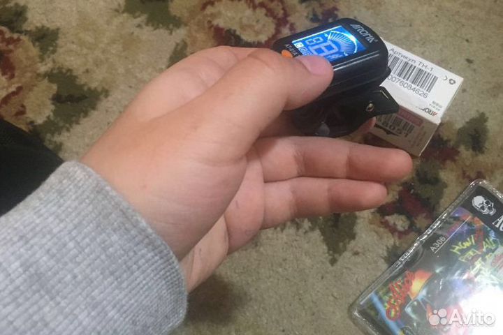 Акустическая гитара б/у