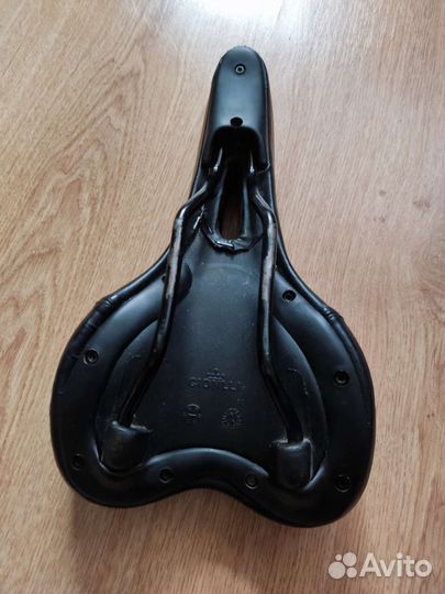 Велосипедное седло