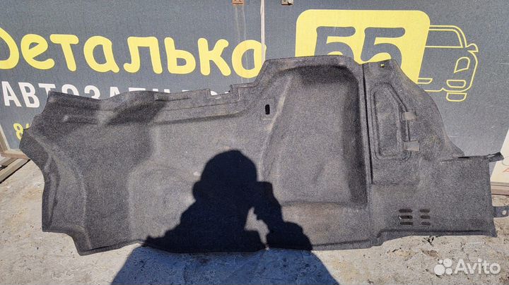 Обшивка багажника боковая Nissan Almera Classic