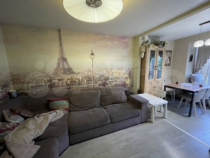 3-к. квартира, 65 м², 2/4 эт.