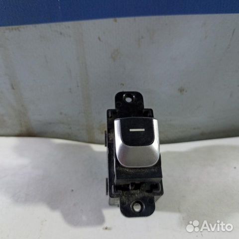 Кнопка стеклоподъемника задняя левая Kia Optima JF