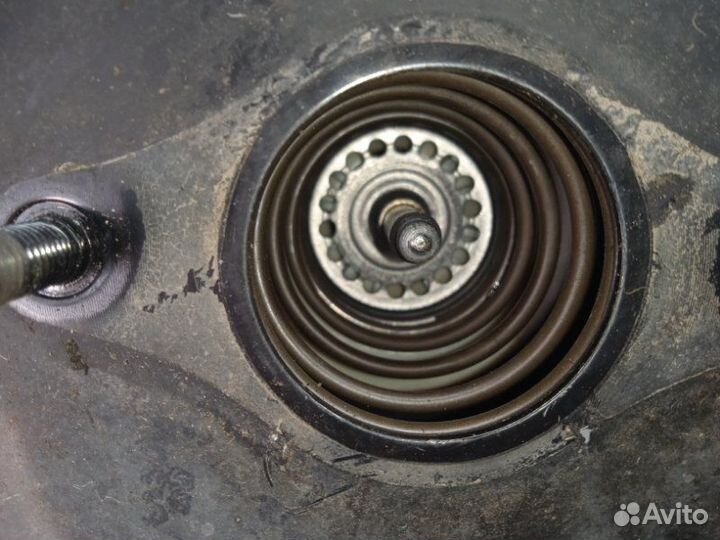 Вакуумный усилитель тормозов Mitsubishi Lancer 10