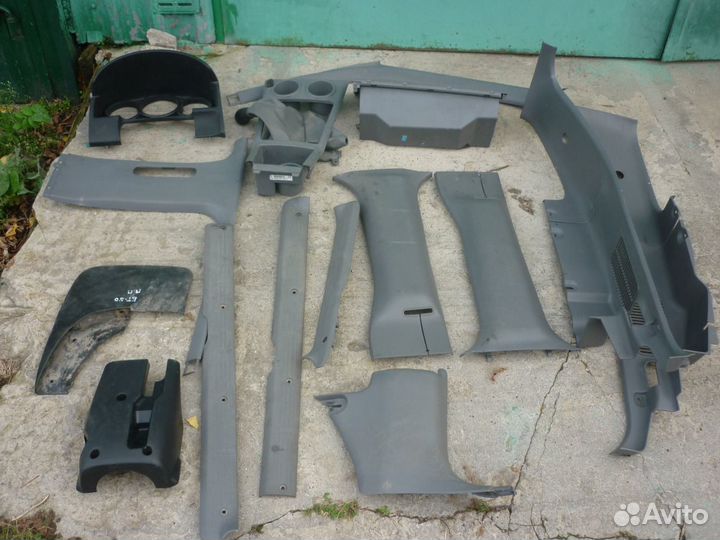 Mazda BT-50 BT50 Ranger Обшивка салона