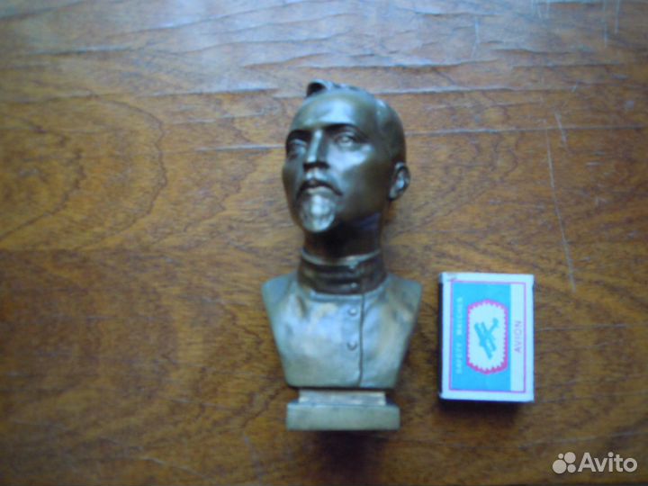 Бюст Дзержинского