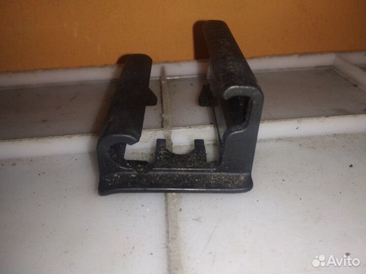 Накладка крепления сиденья Audi A6 C6 caha 2010