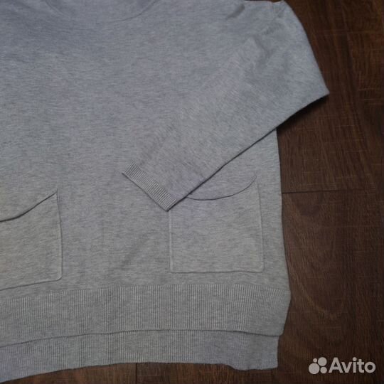 Трикотажная кофта женская