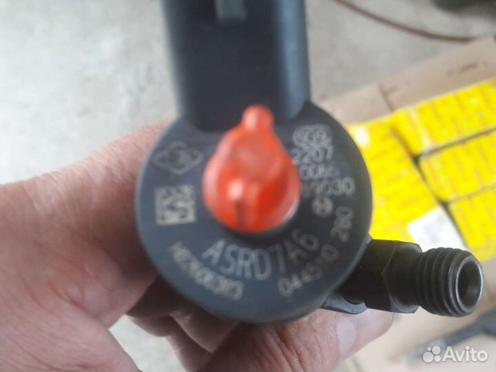 Топливная форсунка 1.9DCI для опель рено митцубиси