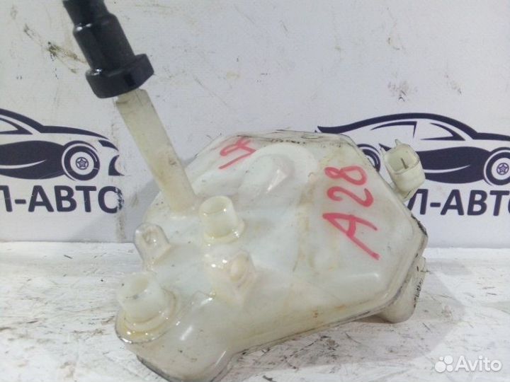 Бачок тормозной жидкости Freelander 2