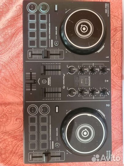 Dj контролер Pioneer DDJ-200