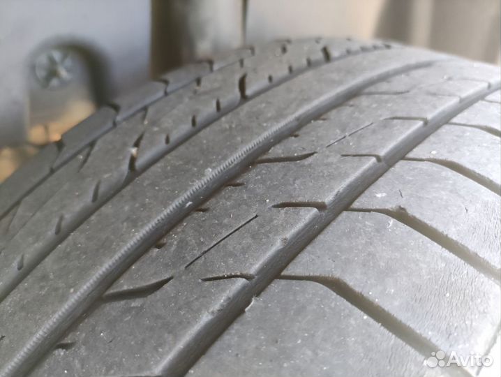 Toyo TYDRB 225/45 R18 91W