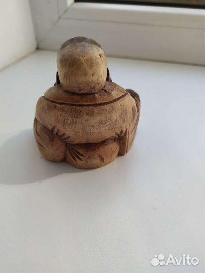 Настольная фигурка