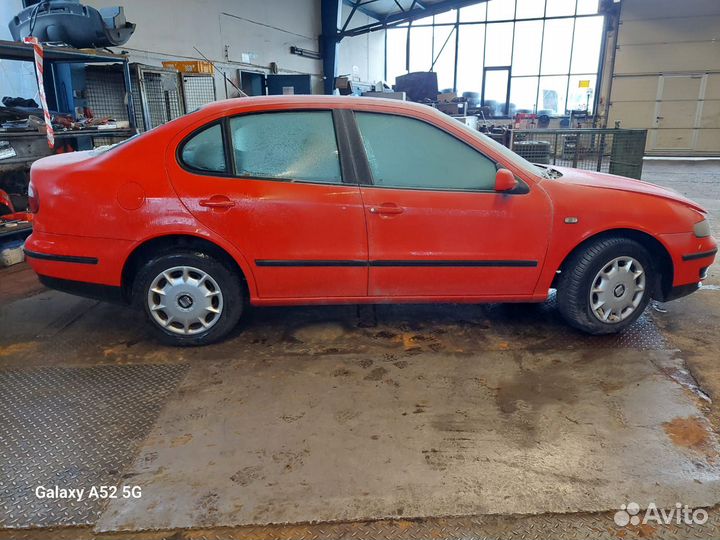 Накладка для Seat Toledo 2