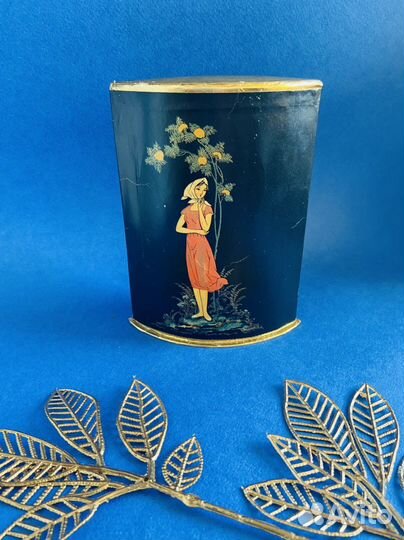 Коробка и флаконы духи СССР винтаж