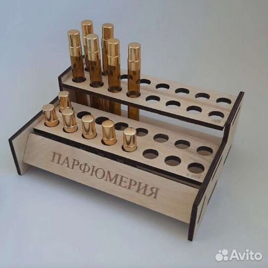 Полки для мисков парфюма