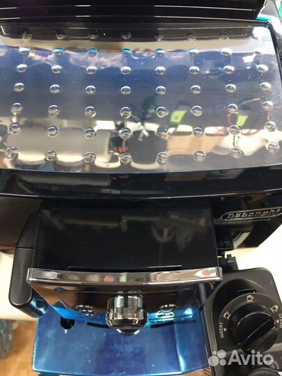 Кофемашина DeLonghi Cappuccino ecam 23.460