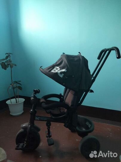 Велосипед коляска с родительской ручкой