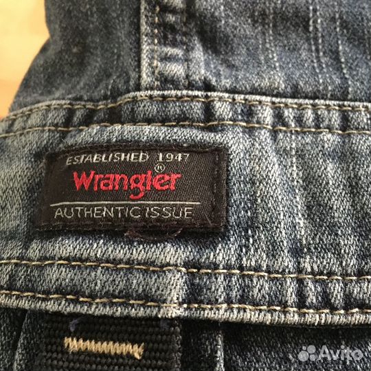 Джинсовые шорты wrangler