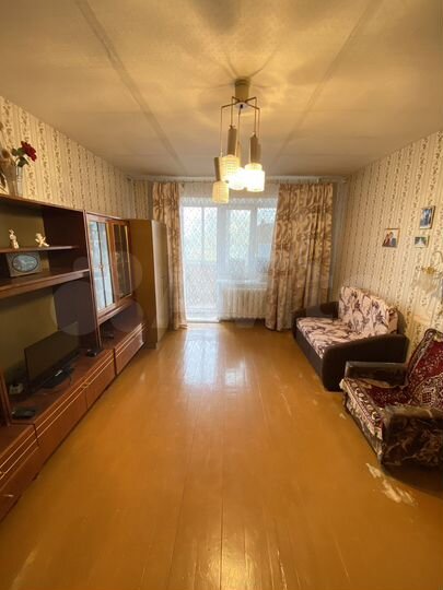 1-к. квартира, 42 м², 3/9 эт.