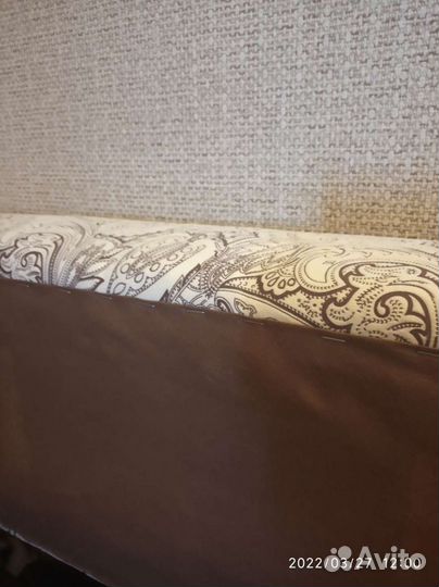 Банкетка в прихожую