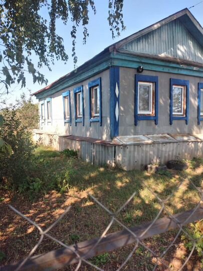 Дом 1000 м² на участке 1 сот.