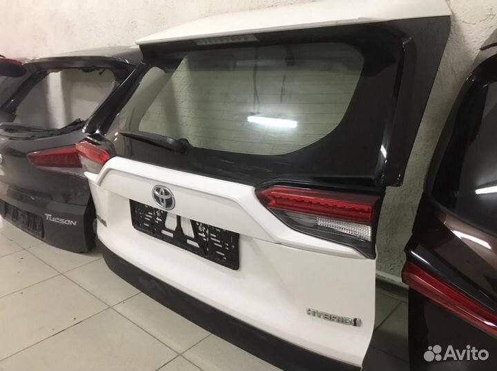 Крышка багажника Toyota RAV 4 xa 50 оригинал