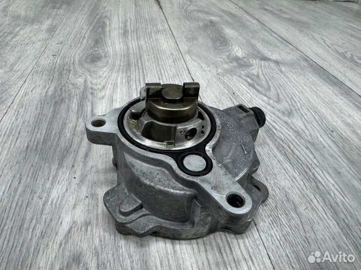 Насос вакуумный Ford Mondeo 4 2012