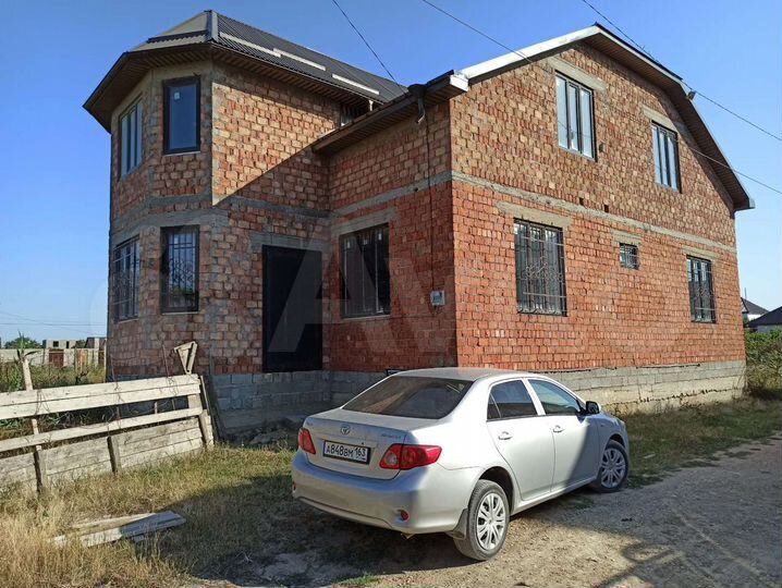 Дом 300 м² на участке 5 сот.