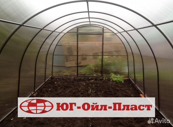 Теплица с монтажем