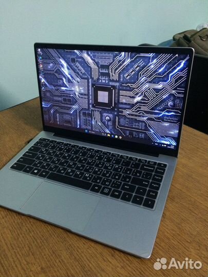 Ноутбук FullHD / 8gb DDR4 / ssd M2