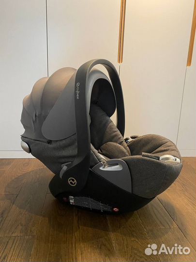 Автокресло, автолюлька Cybex Cloud Q 0+