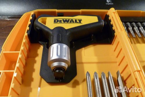 Набор шестигранных ключей Dewalt