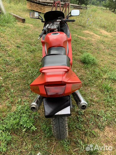 Kawasaki zzr 250