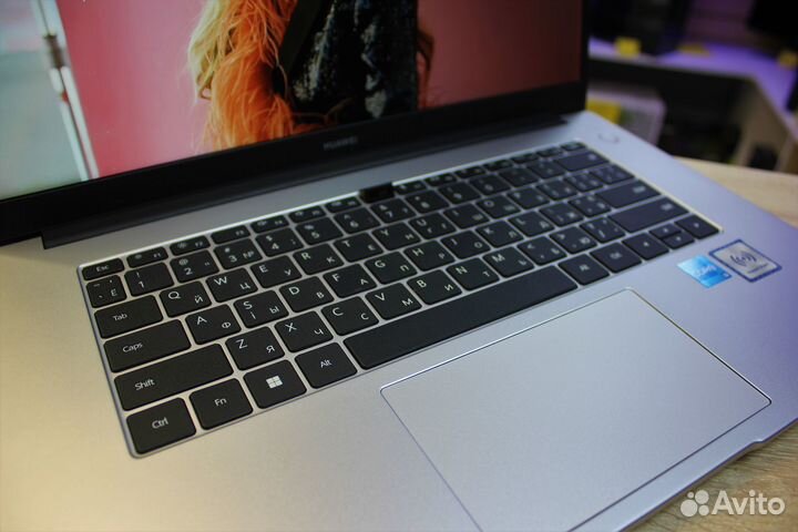 Ультрабук Huawei (2022) для работы как новый