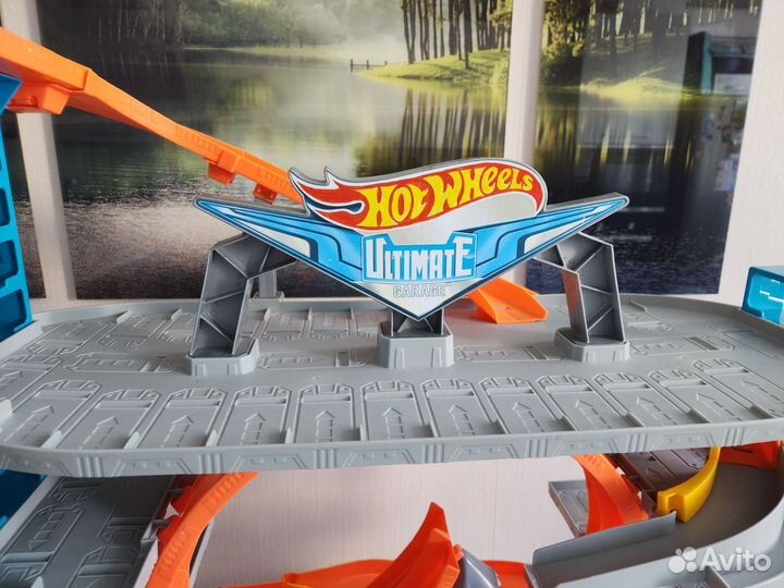 Трек парковка акула Hot wheels