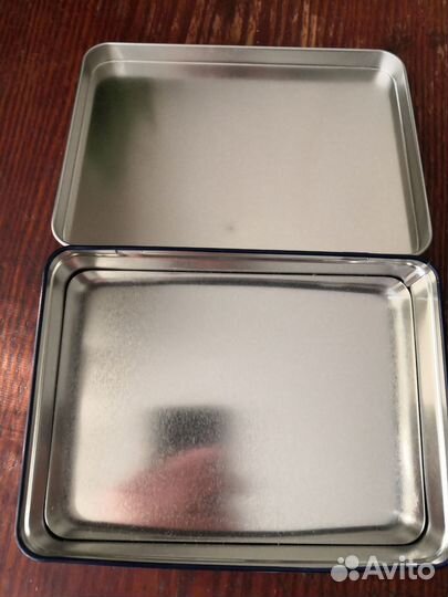 Металлическая коробка Dr. Koffer