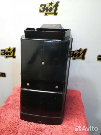 Щиток сова, зид курьер