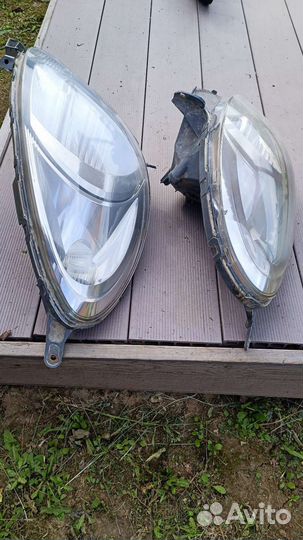 Фара toyota funcargo